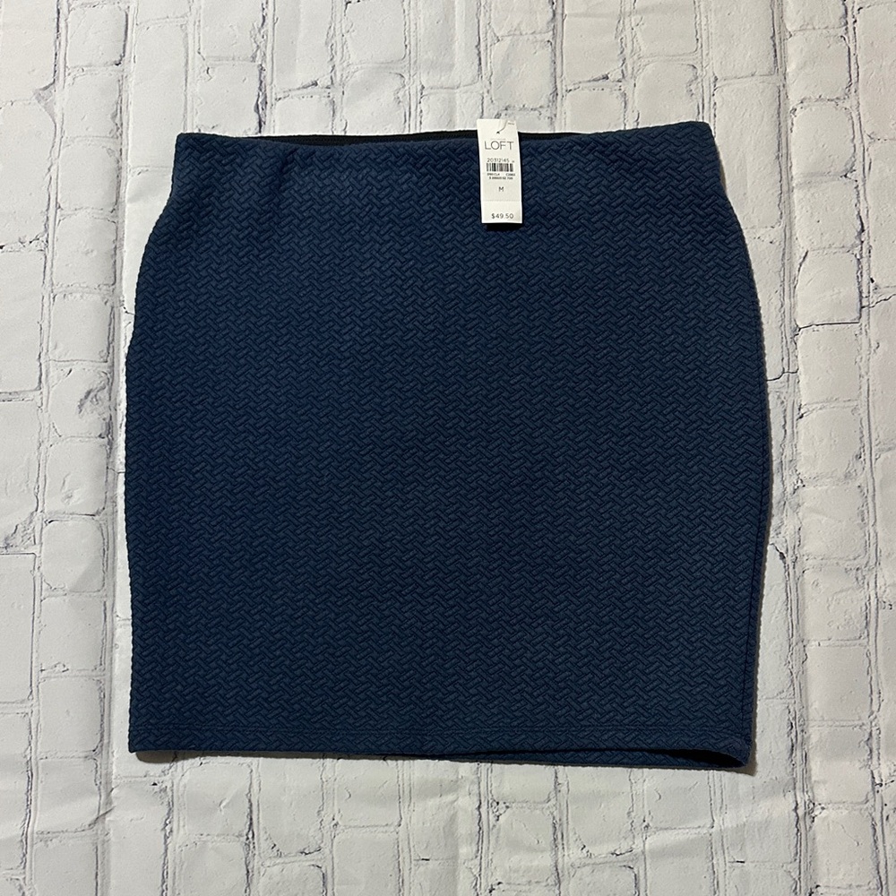 LOFT NWT Dark Blue Textured Pencil Skirt for Women Size Medium